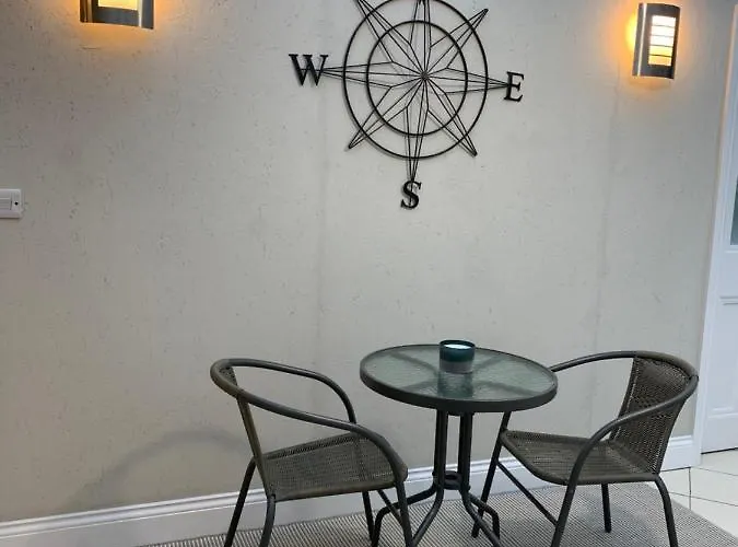 Stonehaven Apartment *